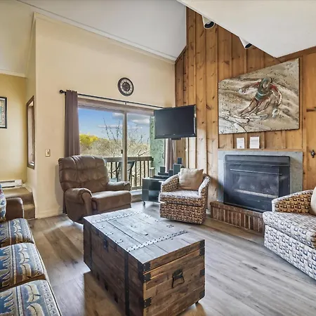 Shuttle To Slopes And Ski Home To This Cozy Three Bedroom Condo Whiffletree G8
